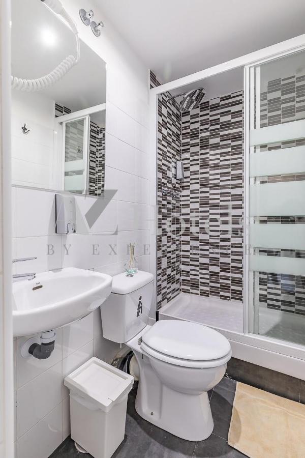 Ayz Sierra De Meira - Auto Check-In Property (Adults Only) Madrid Extérieur photo